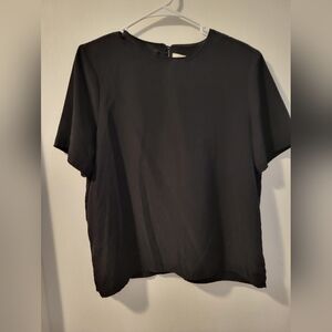 Black M Top